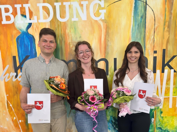 Die 3 Lehrgangsbesten des Verwaltungslehrgangs II 2026